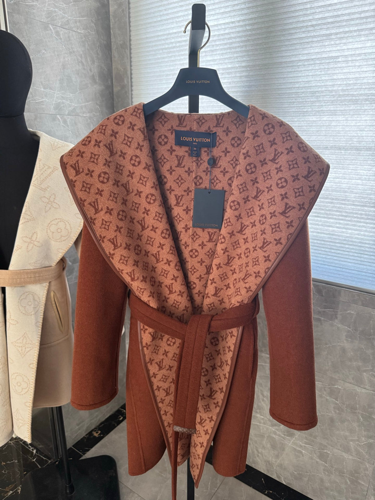 Chaqueta Louis Vuitton - Estilo 3 CALIDAD ORIGINAL