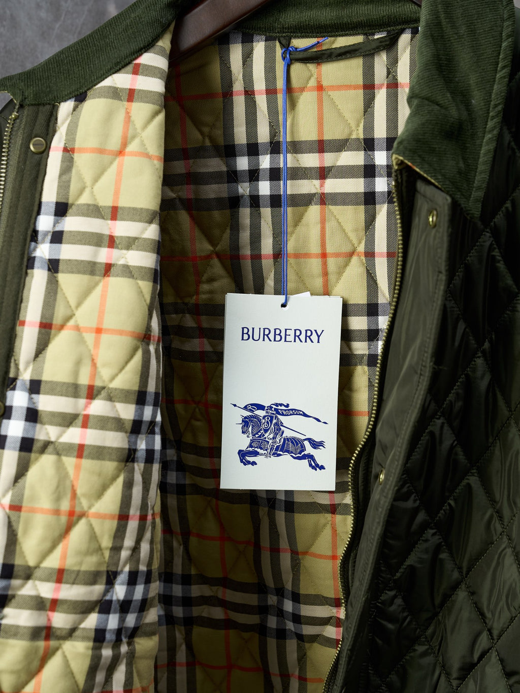 Chaqueta Burberry acolchada Nylon Barn a cuadros con cuello de pana CALIDAD ORIGINAL
