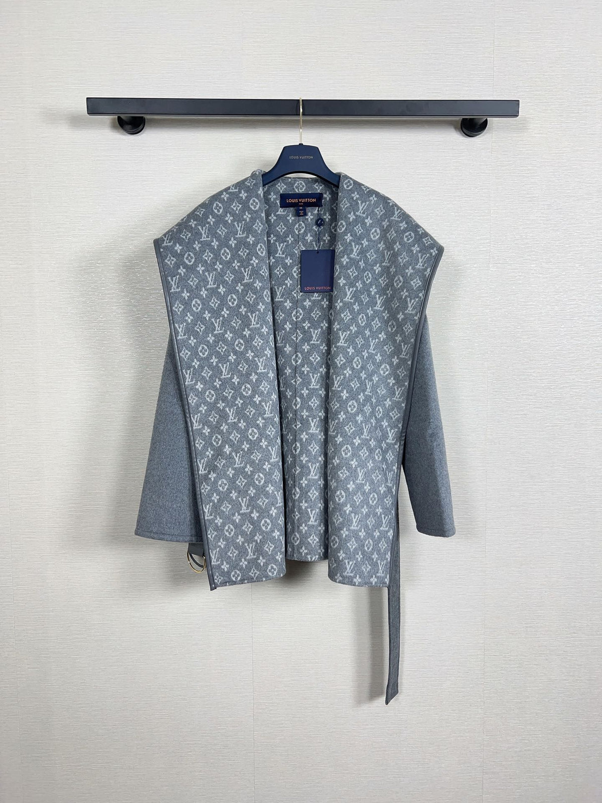 Chaqueta Louis Vuitton - Estilo 35 CALIDAD ORIGINAL