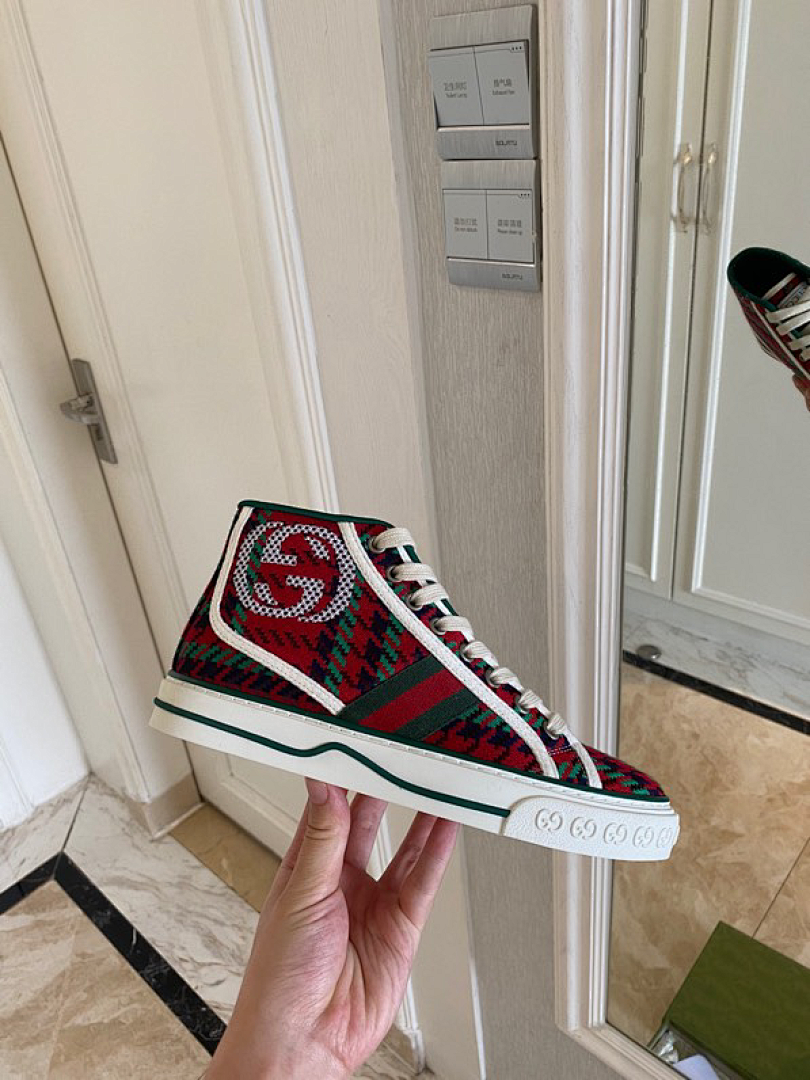 Zapatillas Gucci Casual - Modelo 050