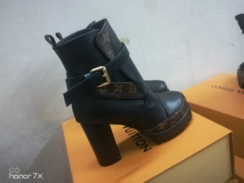 Zapatillas Louis Vuitton Botas - Modelo 396