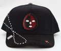 Gorra Máscara tribal roja y blanca con collar