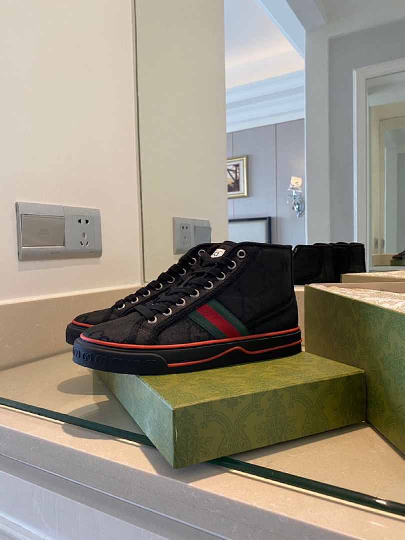 Zapatillas Gucci Casual - Modelo 058