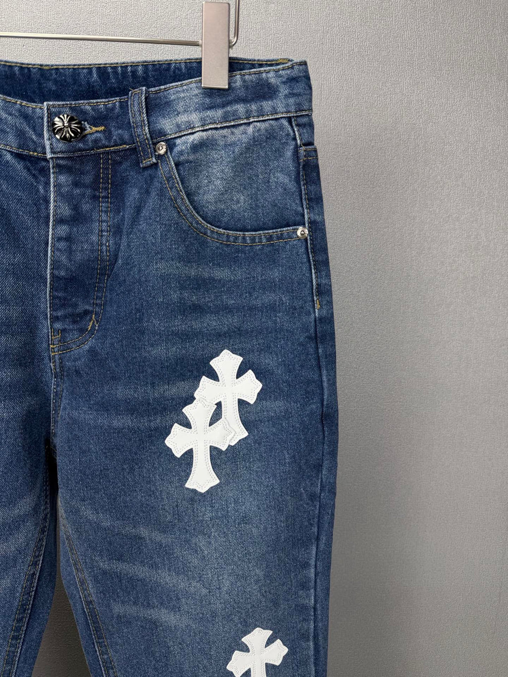 Pantalón Chrome Hearts 2026 nuevo azul pantalón con blanco cruz patchwork cuero, para pareja CALIDAD ORIGINAL