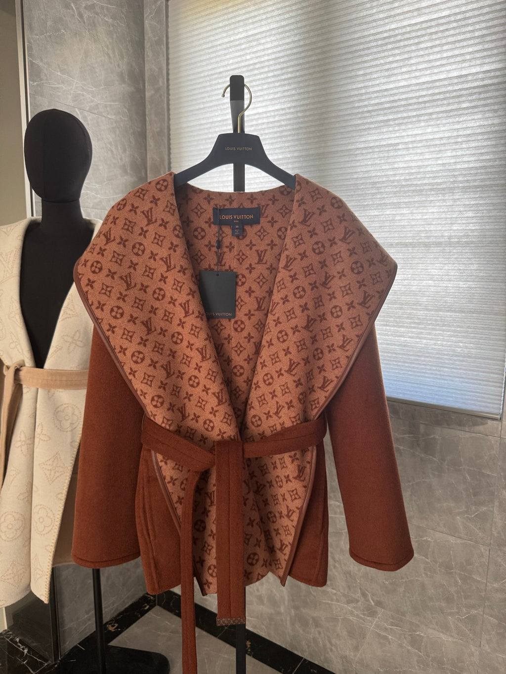 Chaqueta Louis Vuitton - Estilo 42 CALIDAD ORIGINAL
