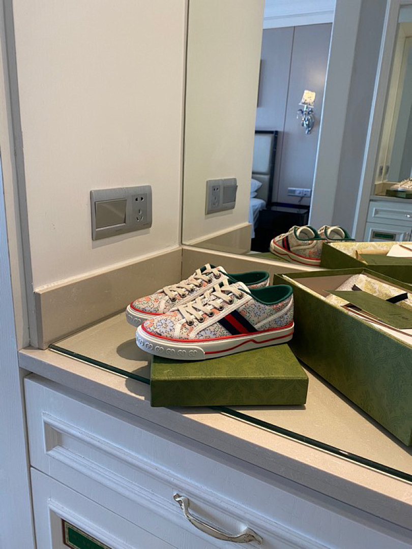 Zapatillas Gucci Casual - Modelo 011