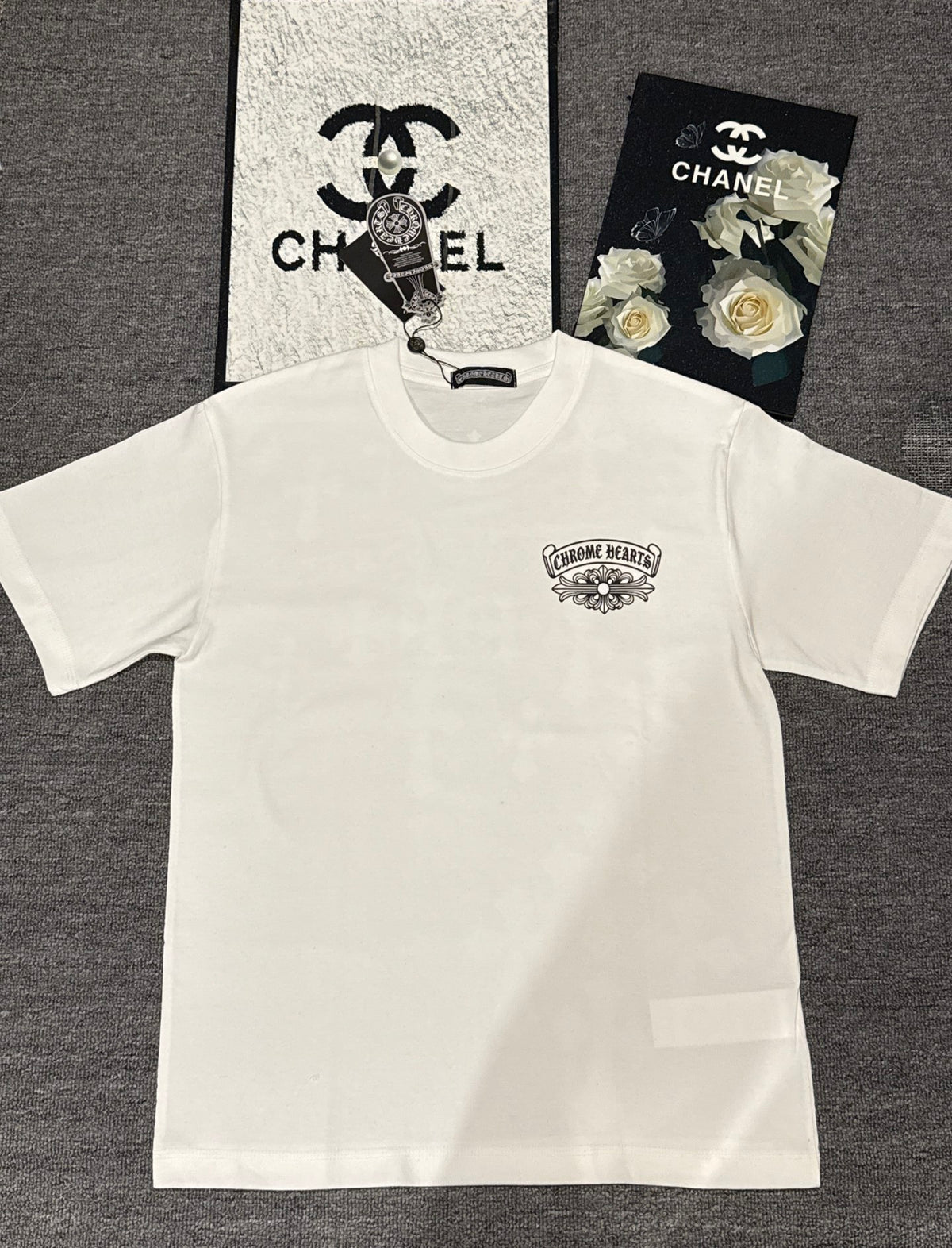 Polera Chrome Hearts Letras Sánscritas #YH024 - Estilo B CALIDAD ORIGINAL