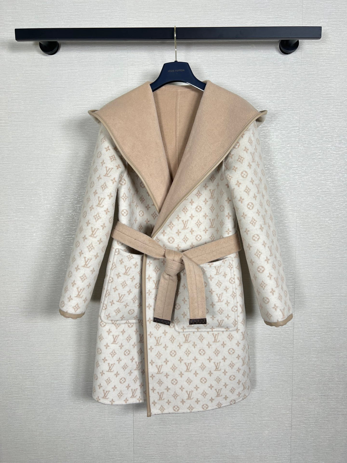 Chaqueta Louis Vuitton 𝐋𝐯 𝟐𝟒 ~ CALIDAD ORIGINAL