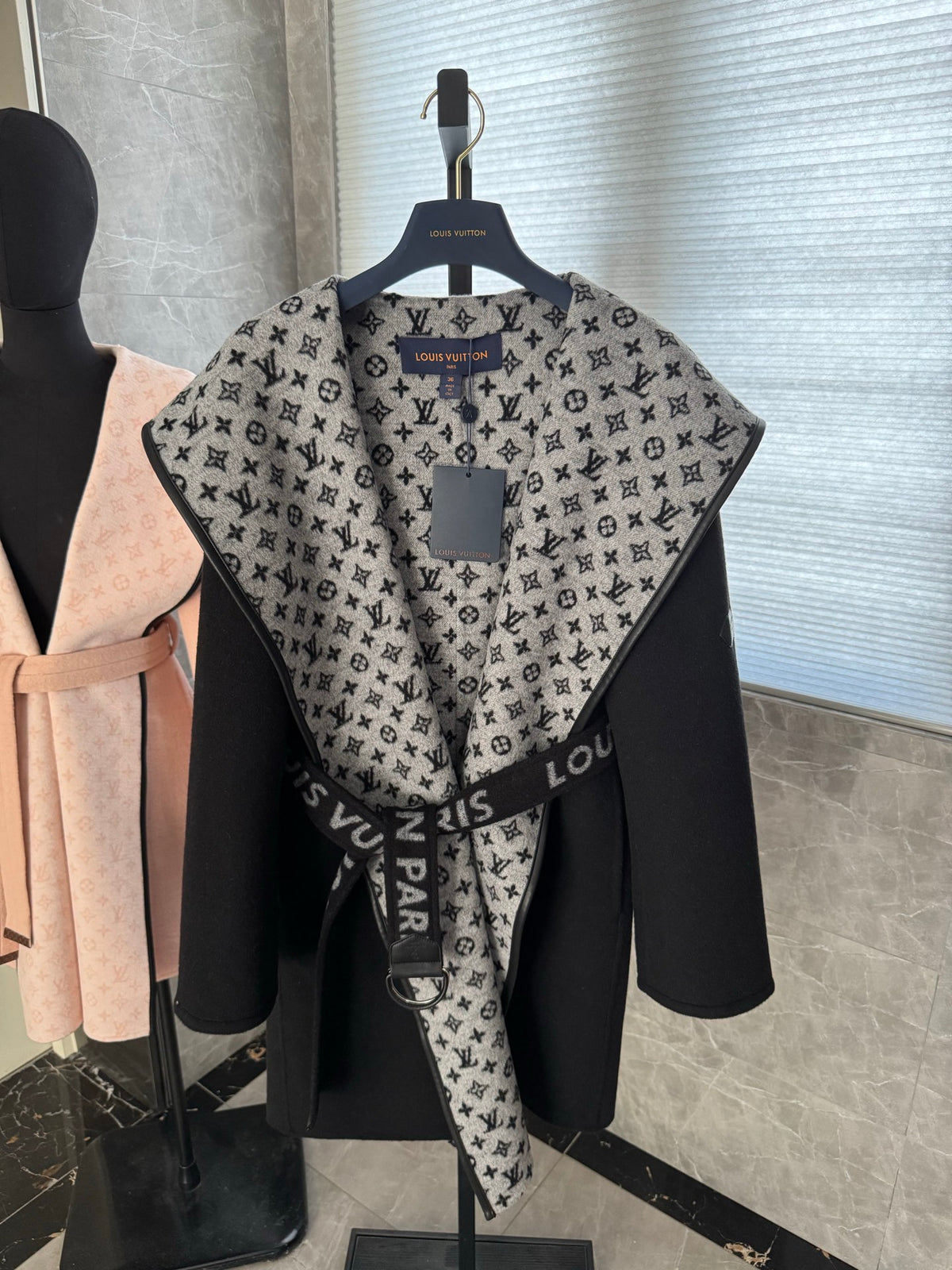 Chaqueta Louis Vuitton - Estilo 29 CALIDAD ORIGINAL