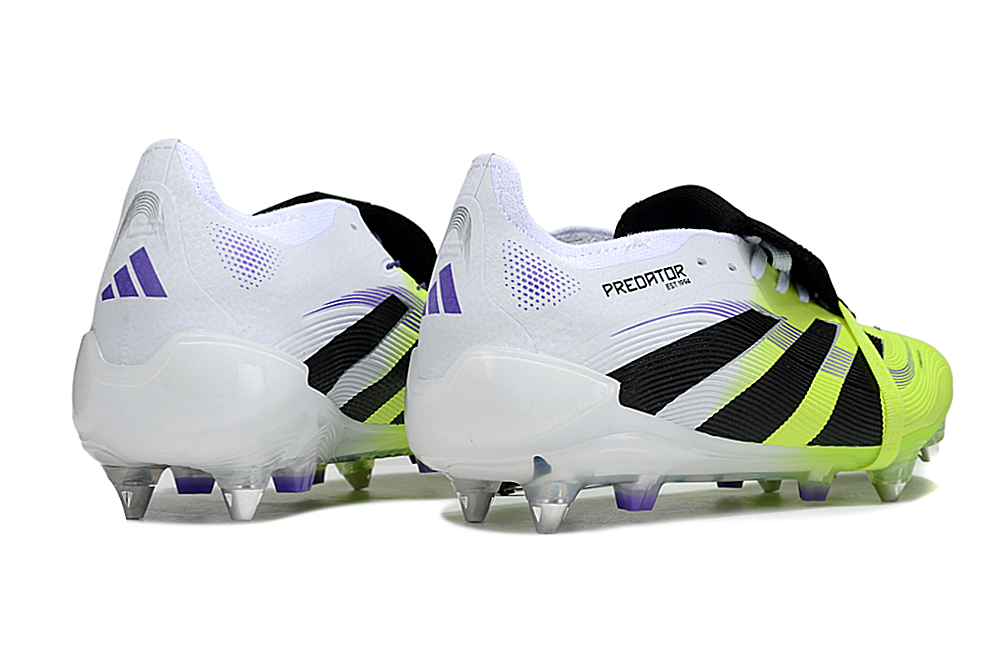 Adidas Predator ACCURACY+ SG Boots - Estilo 5