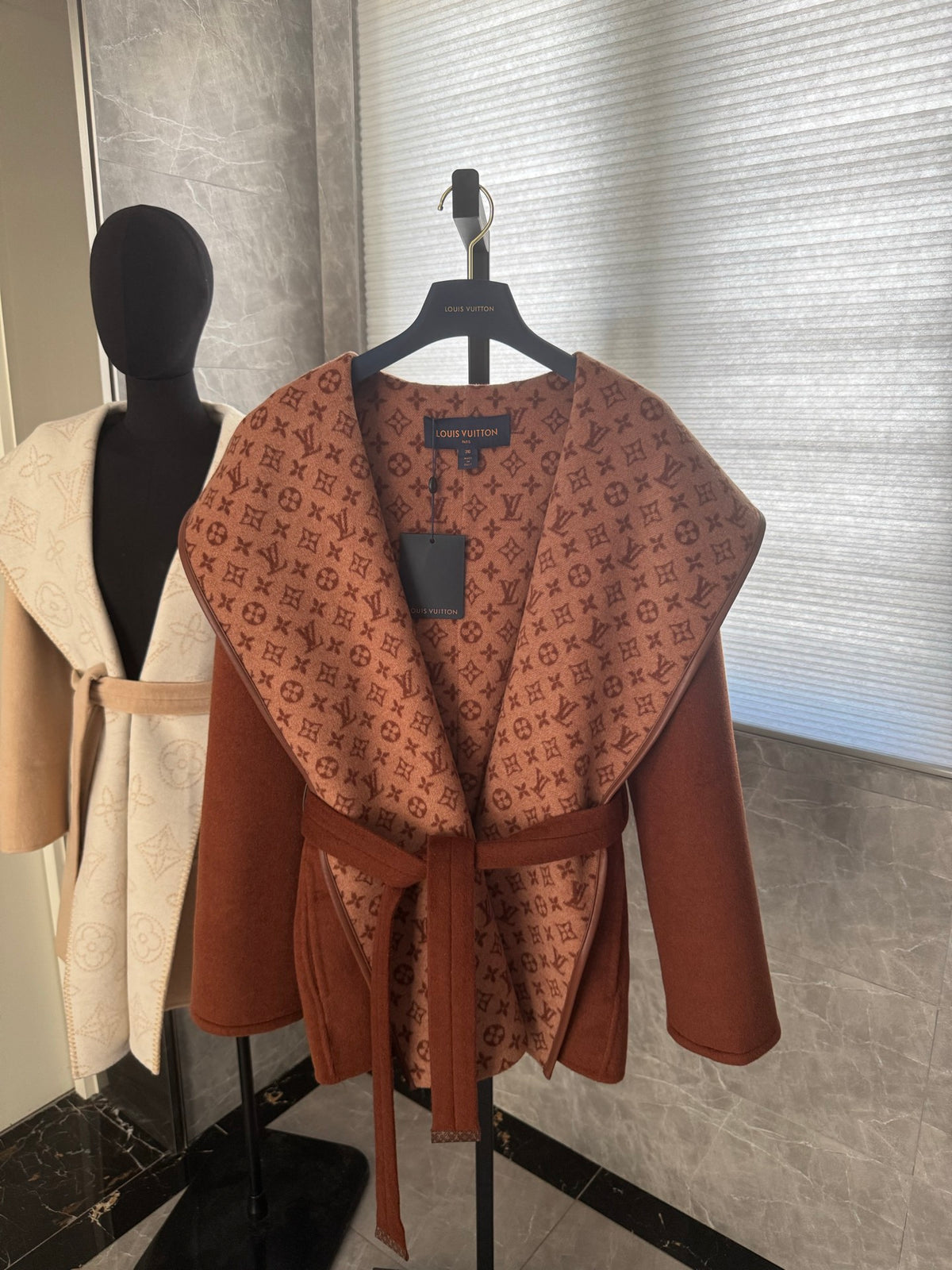 Chaqueta Louis Vuitton - Estilo 42 CALIDAD ORIGINAL