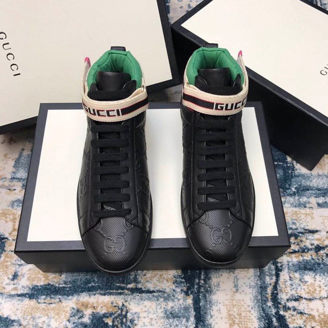 Zapatillas Gucci Deportivas - Modelo 107