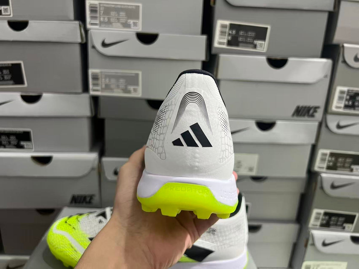 Adidas 25 Predator TF - Estilo 3