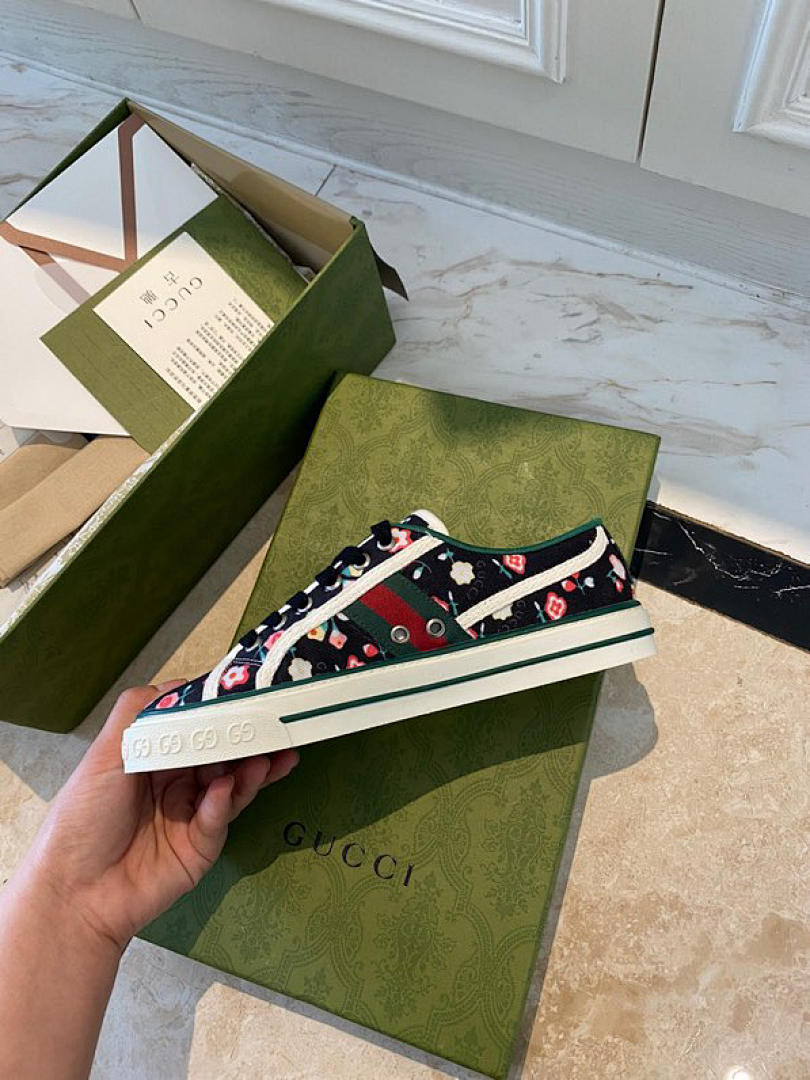 Zapatillas Gucci Casual - Modelo 009