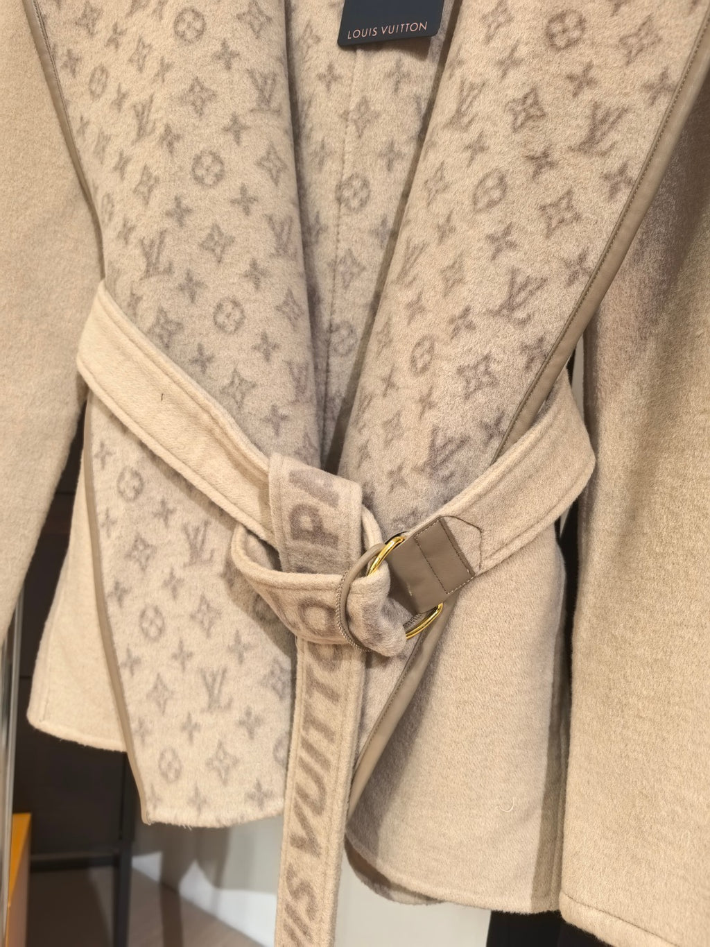 Chaqueta Louis Vuitton - Estilo 49 CALIDAD ORIGINAL