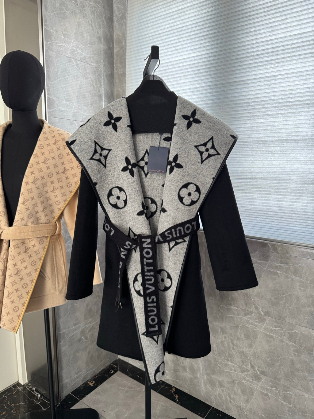 Chaqueta Louis Vuitton - Estilo 24 CALIDAD ORIGINAL