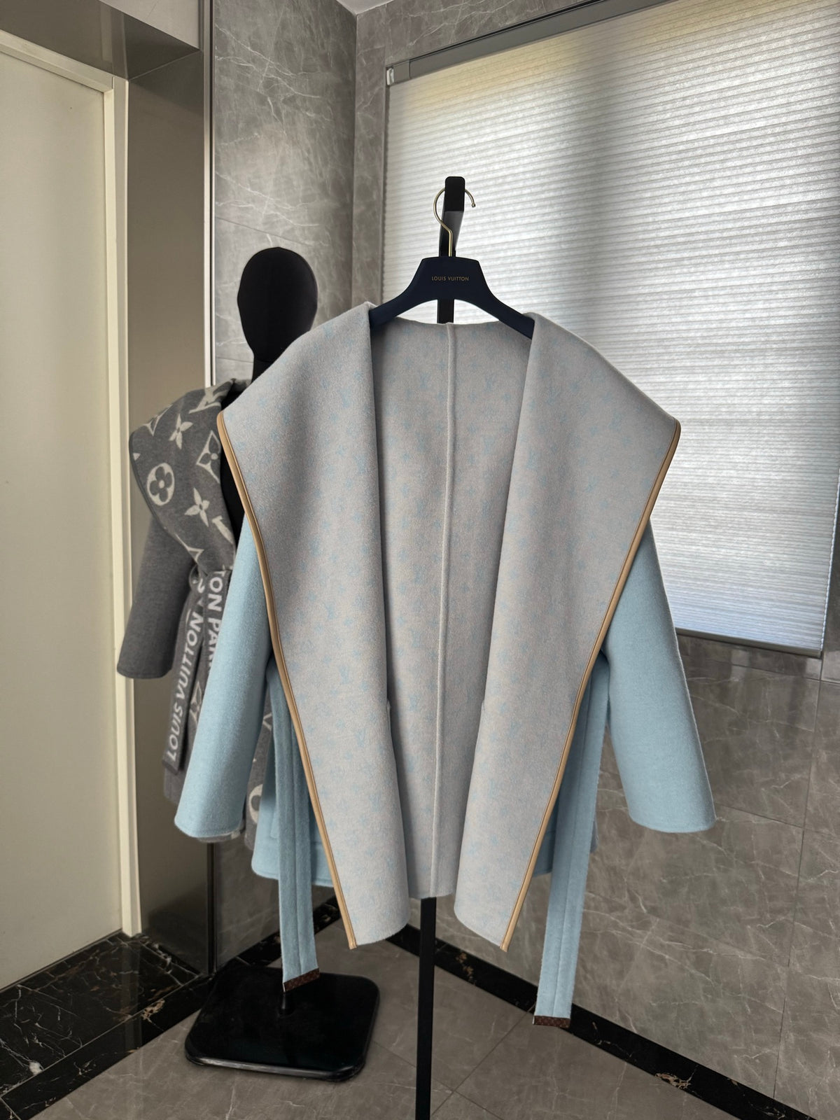 Chaqueta Louis Vuitton - Estilo 30 CALIDAD ORIGINAL