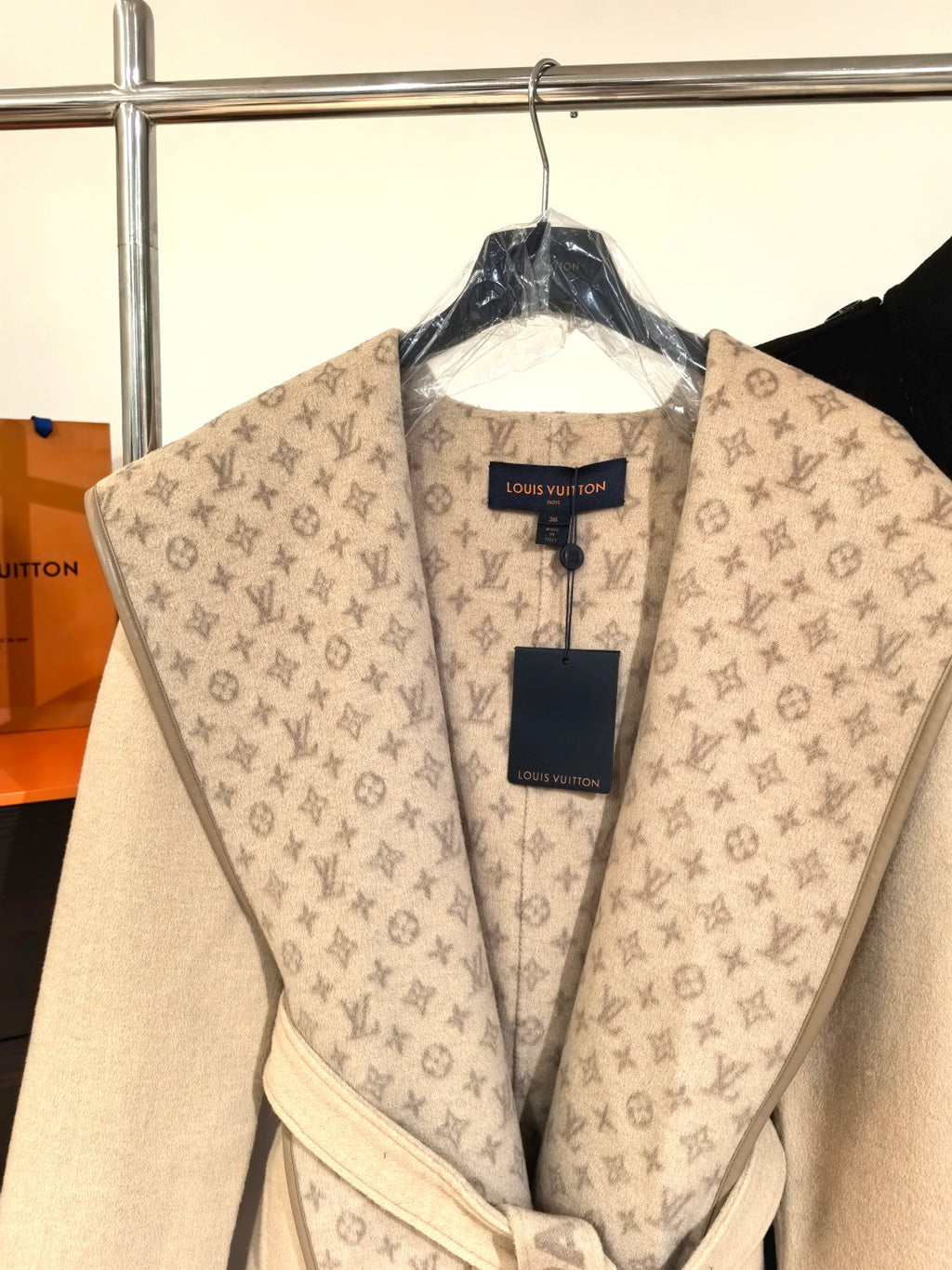Chaqueta Louis Vuitton - Estilo 49 CALIDAD ORIGINAL