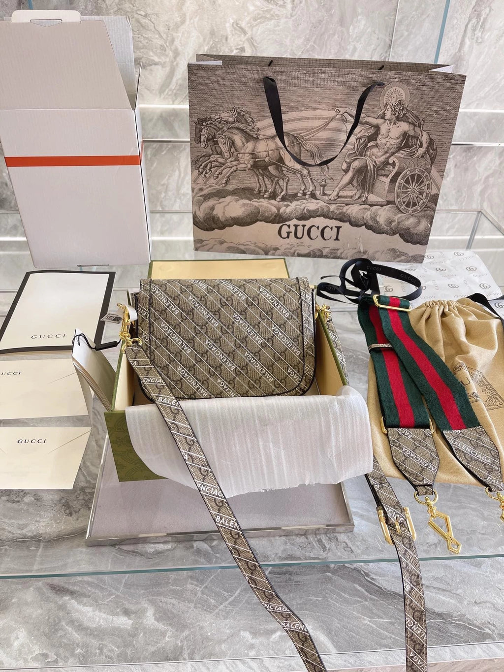 Cartera mini number GUCC x BALENCIAGA