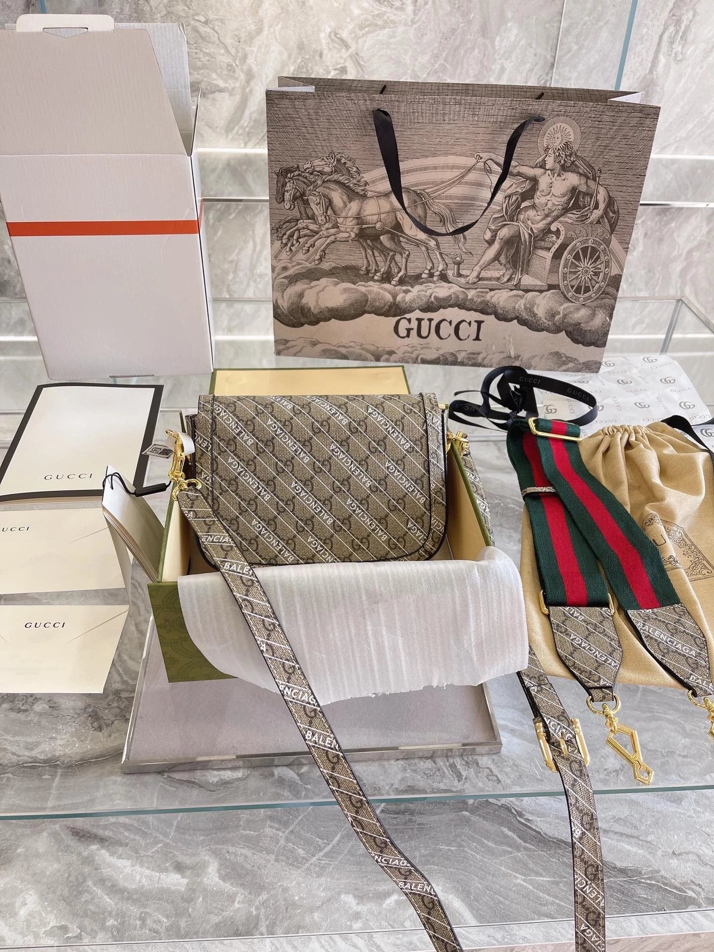 Cartera mini number GUCC x BALENCIAGA