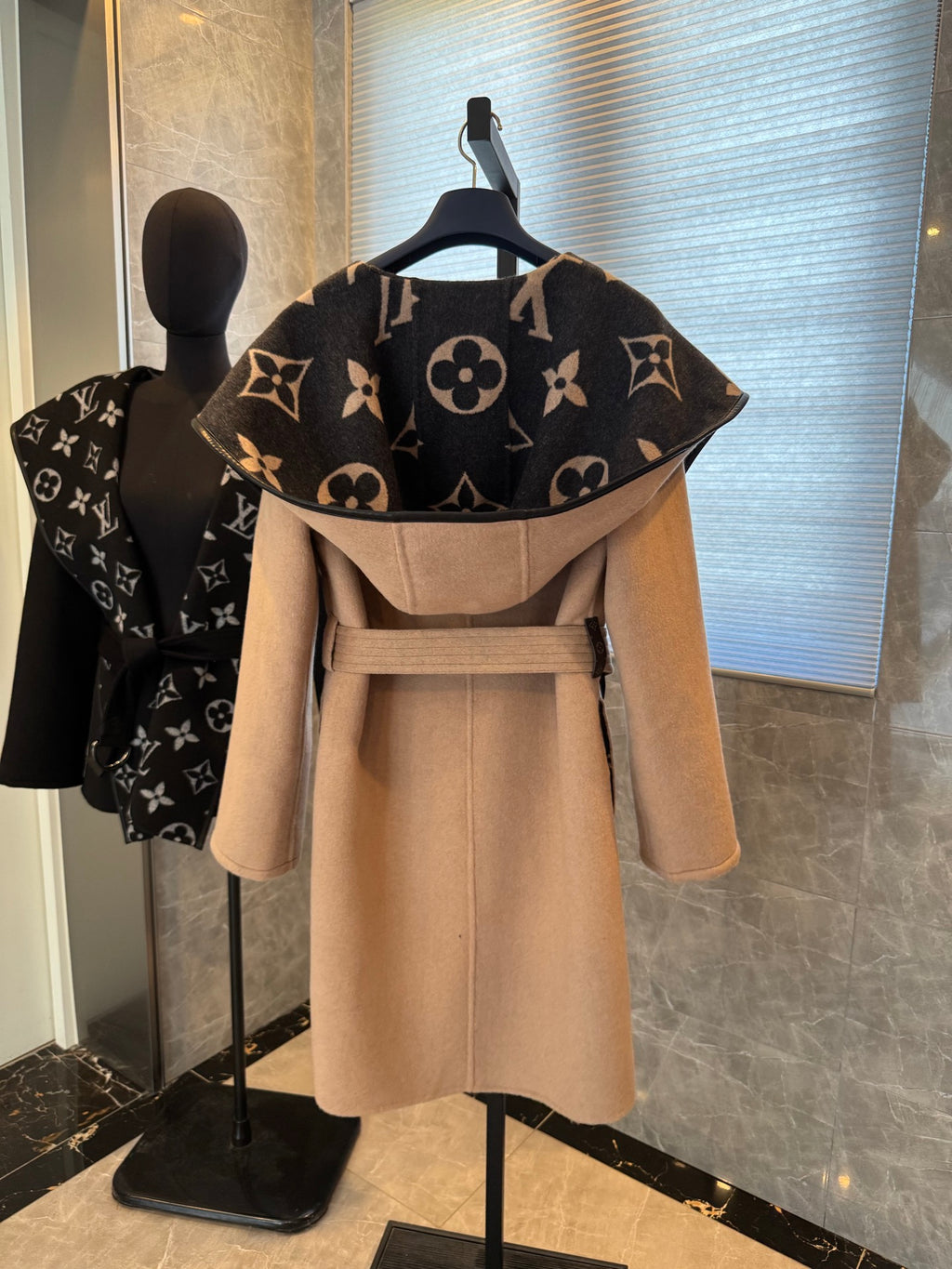 Chaqueta Louis Vuitton - Estilo 11 CALIDAD ORIGINAL
