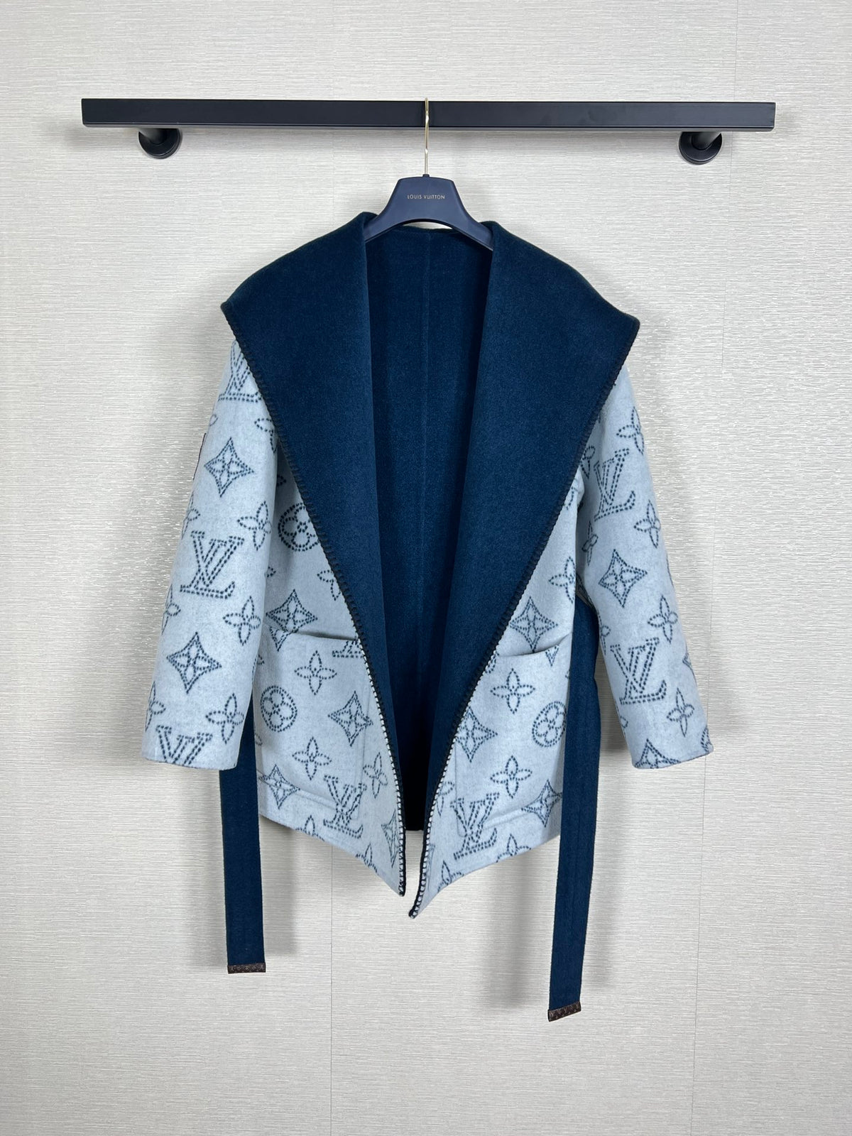 Chaqueta Louis Vuitton - Estilo 32 CALIDAD ORIGINAL