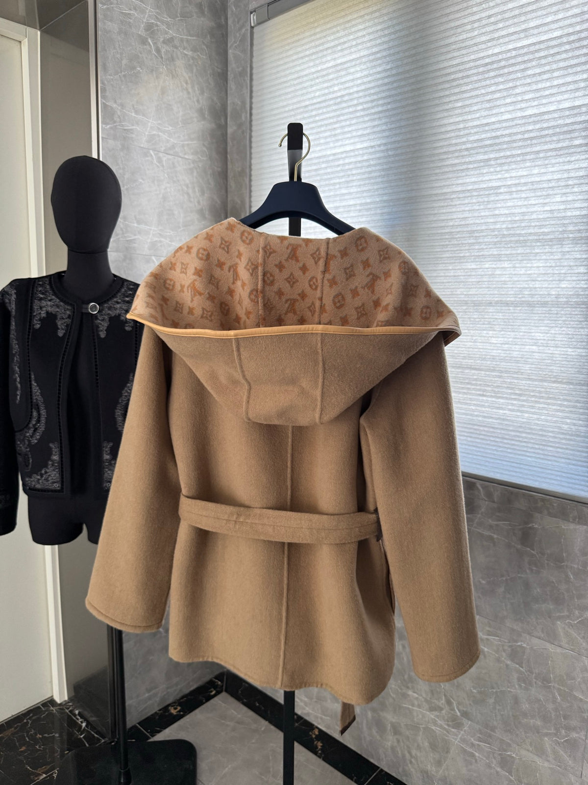 Chaqueta Louis Vuitton - Estilo 22 CALIDAD ORIGINAL