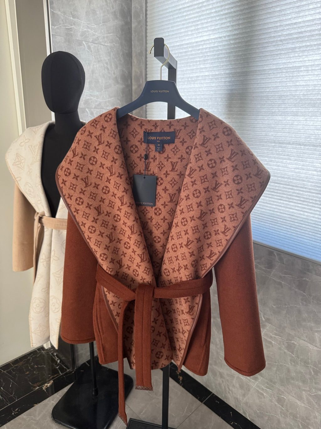 Chaqueta Louis Vuitton - Estilo 42 CALIDAD ORIGINAL