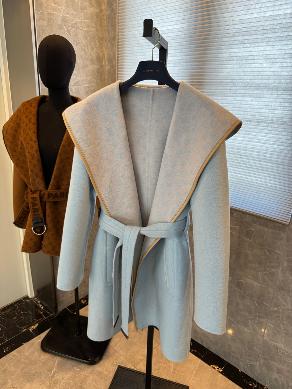 Chaqueta Louis Vuitton - Estilo 9 CALIDAD ORIGINAL