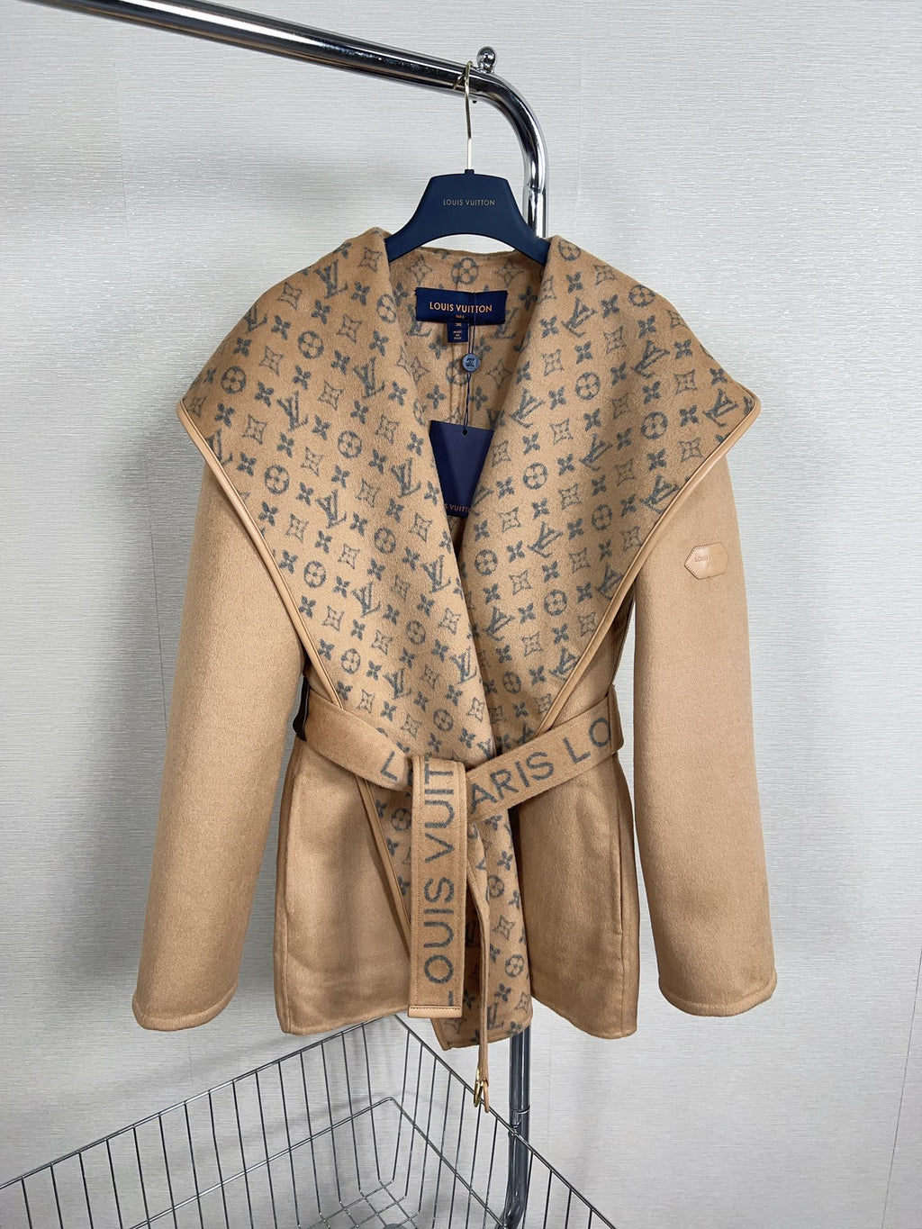 Chaqueta Louis Vuitton - Estilo 43 CALIDAD ORIGINAL