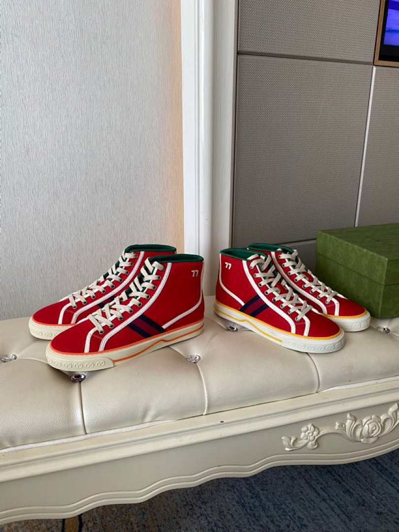 Zapatillas Gucci Casual - Modelo 048