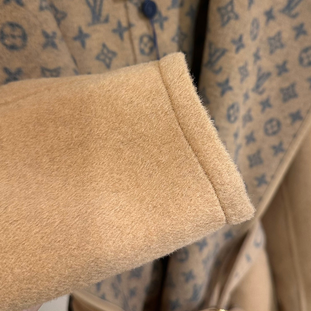 Chaqueta Louis Vuitton - Estilo 50 CALIDAD ORIGINAL