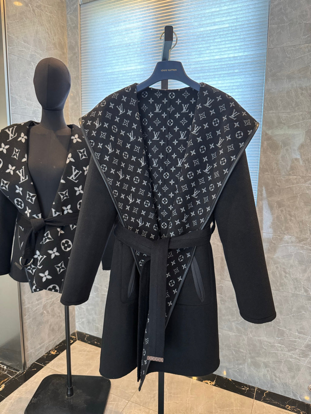 Chaqueta Louis Vuitton - Estilo 10 CALIDAD ORIGINAL