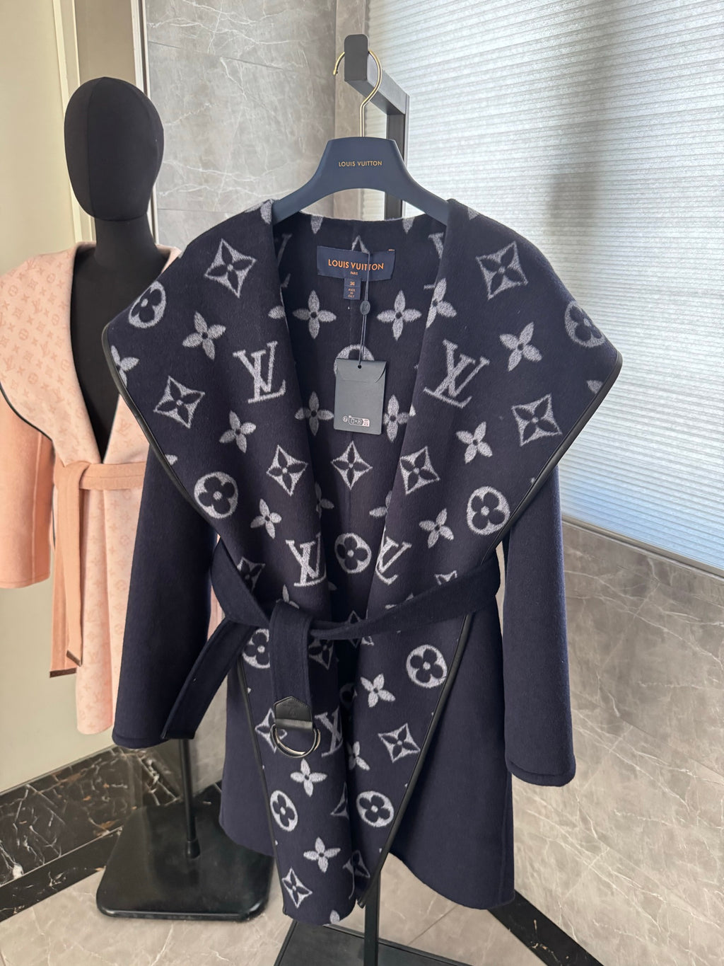 Chaqueta Louis Vuitton - Estilo 1 CALIDAD ORIGINAL