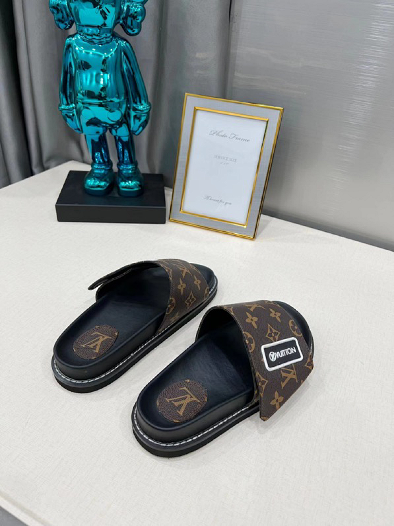 Zapatillas Louis Vuitton Sandalias - Modelo 040
