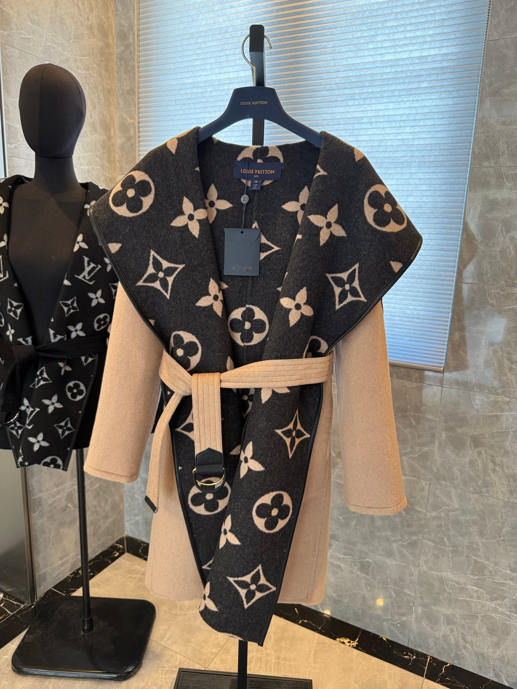 Chaqueta Louis Vuitton - Estilo 11 CALIDAD ORIGINAL