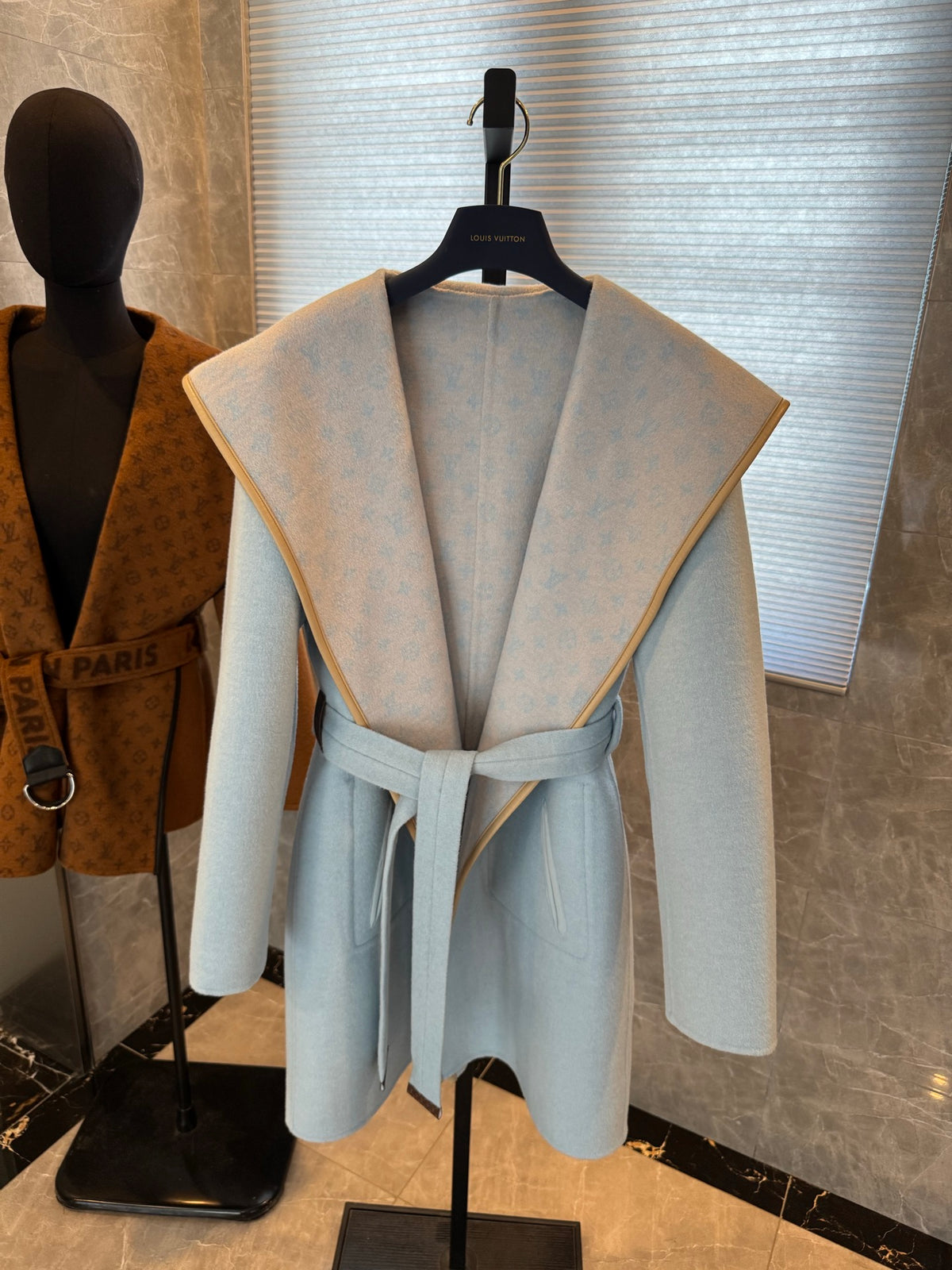 Chaqueta Louis Vuitton - Estilo 9 CALIDAD ORIGINAL