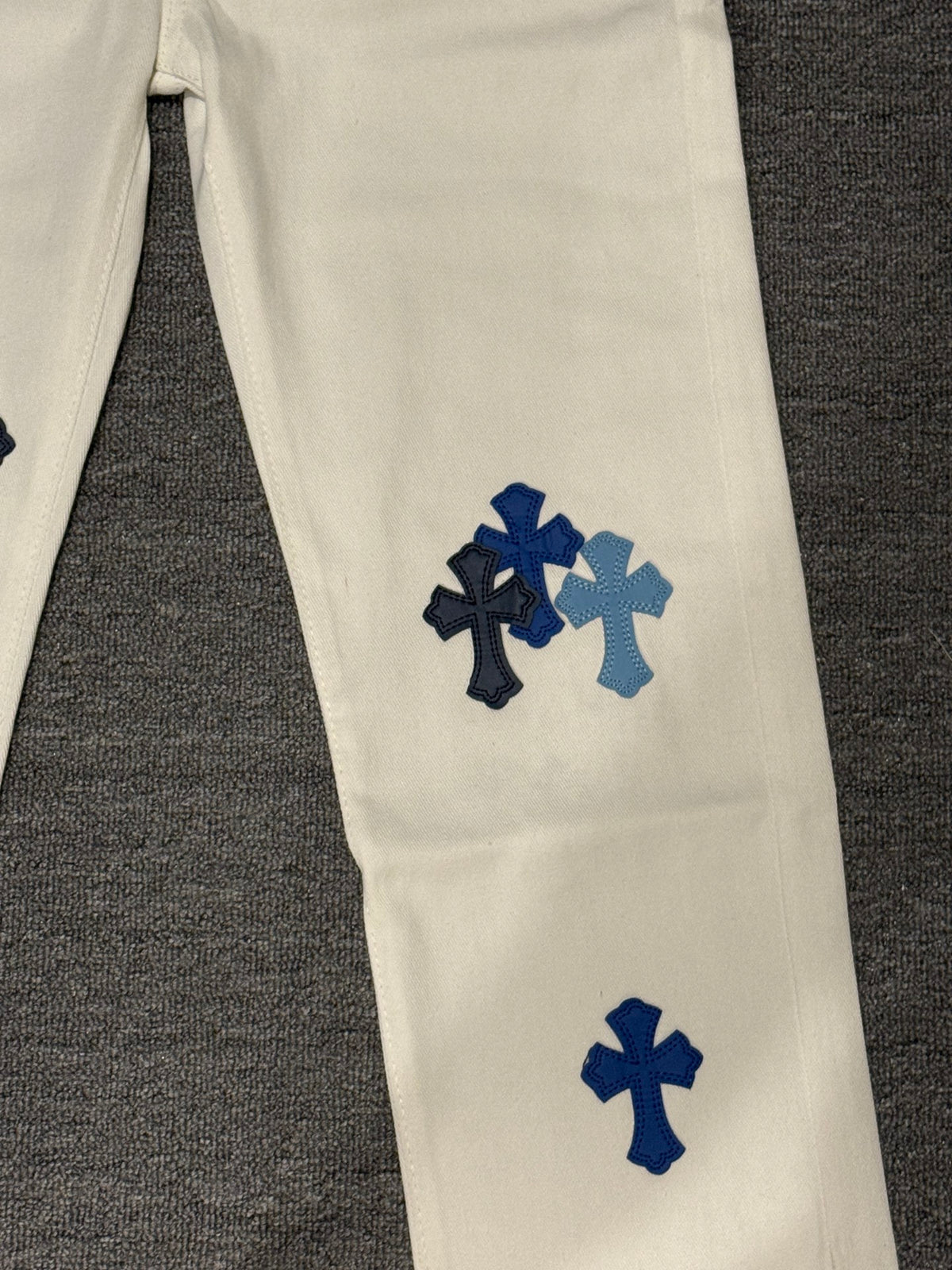 Pantalón Chrome Hearts blanco jeans con azul patchwork cuero CALIDAD ORIGINAL