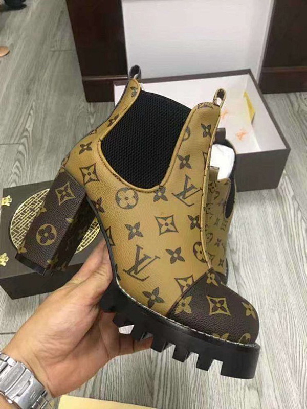Zapatillas Louis Vuitton Botas - Modelo 398