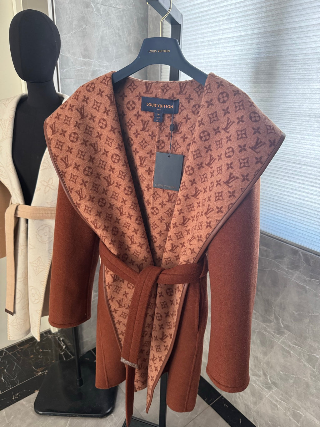 Chaqueta Louis Vuitton - Estilo 3 CALIDAD ORIGINAL