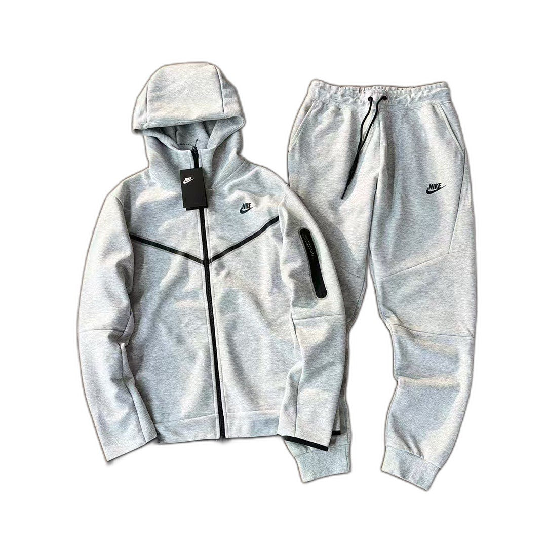 Conjunto Nike Tech Fleece - Gris Claro
