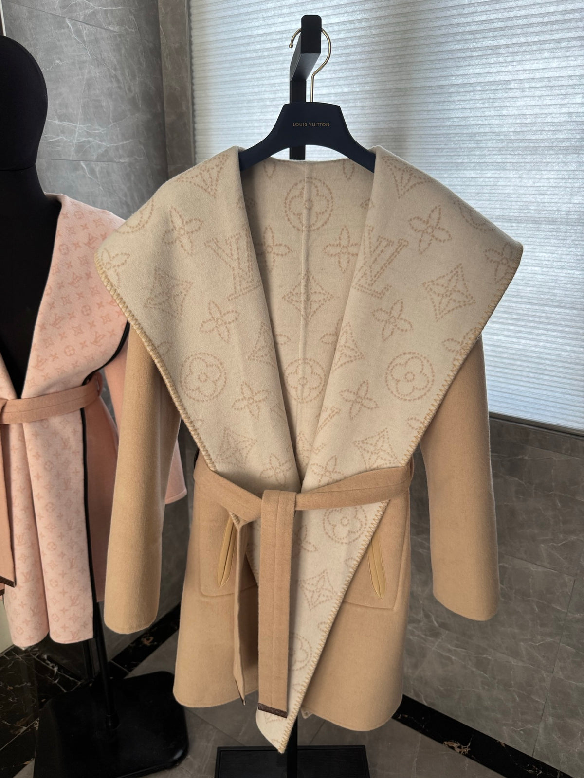 Chaqueta Louis Vuitton - Estilo 2 CALIDAD ORIGINAL