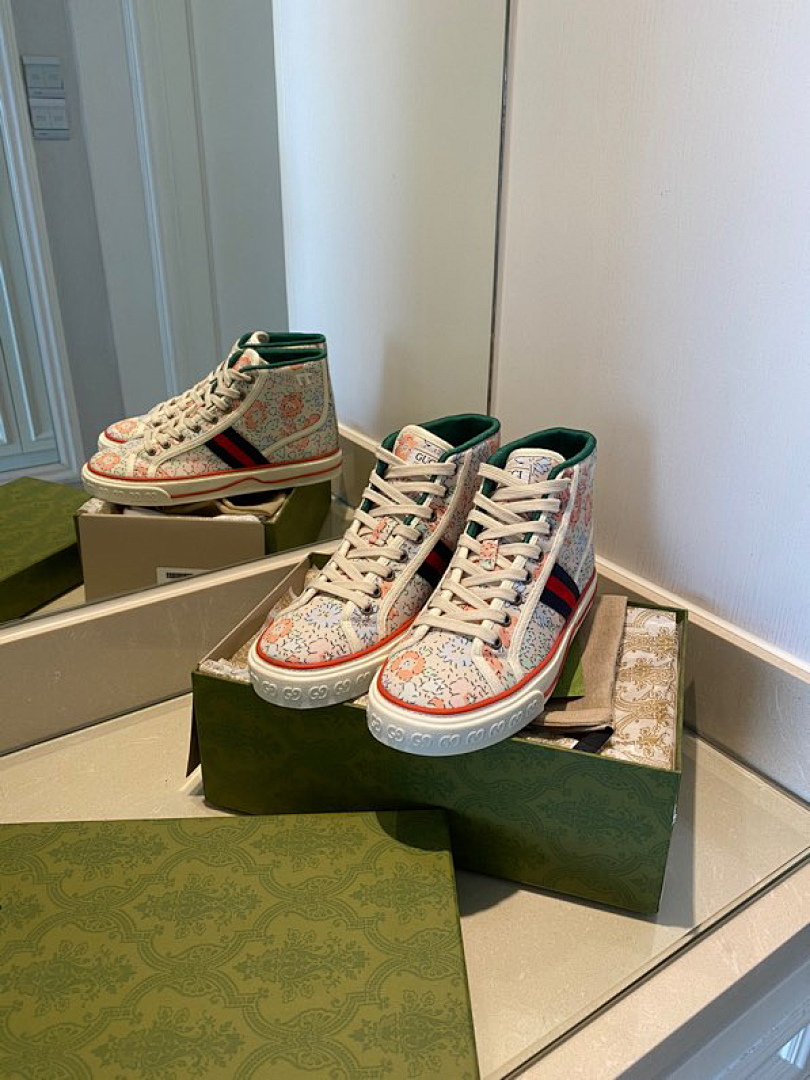 Zapatillas Gucci Casual - Modelo 059