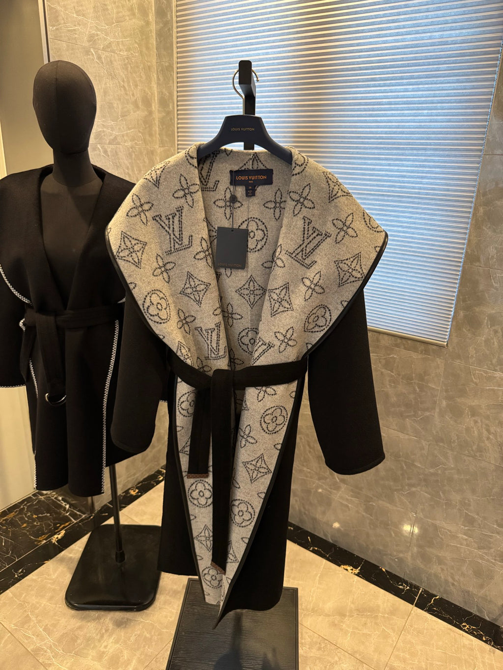 Chaqueta Louis Vuitton - Estilo 57 CALIDAD ORIGINAL