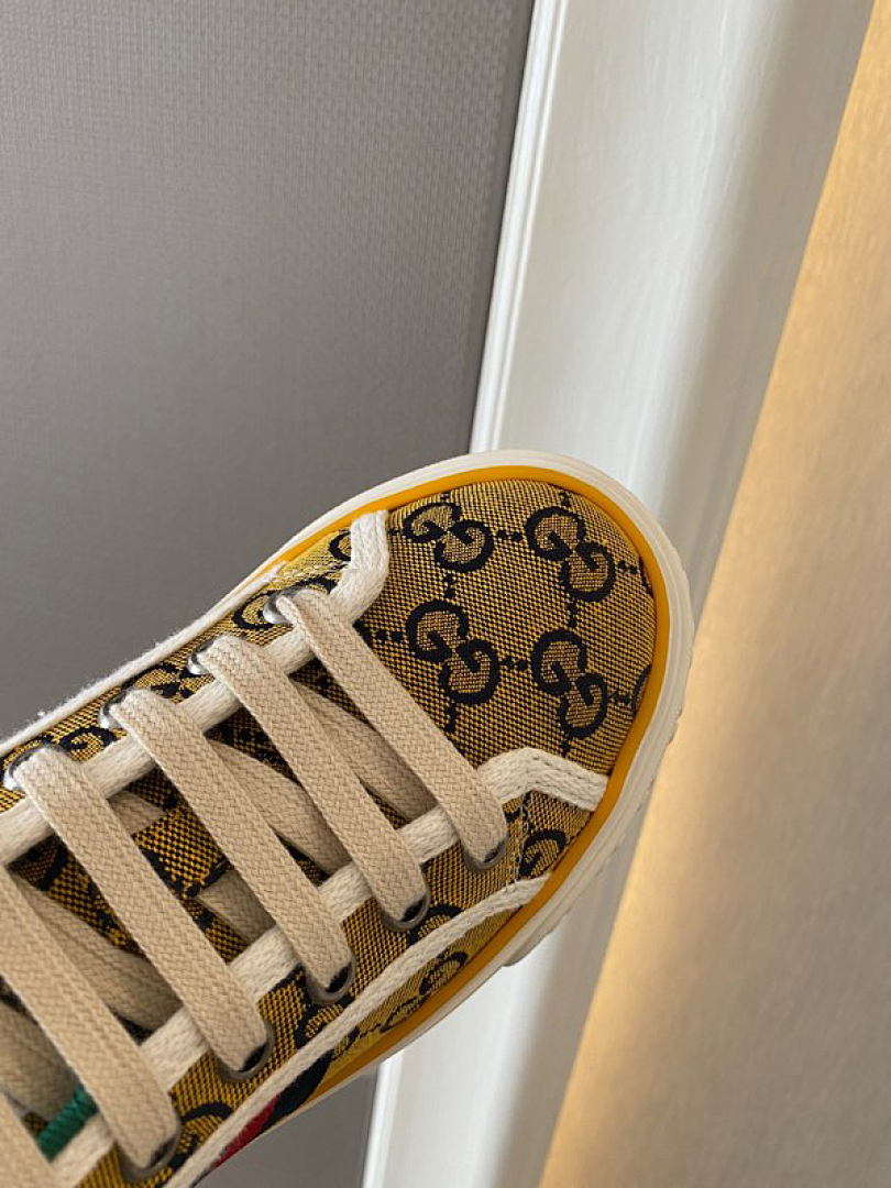 Zapatillas Gucci Casual - Modelo 032