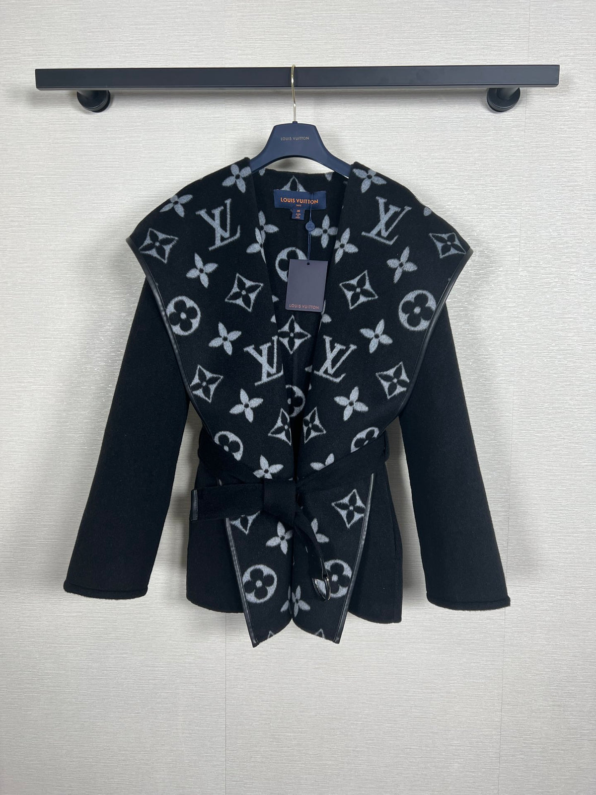 Chaqueta Louis Vuitton - Estilo 33 CALIDAD ORIGINAL