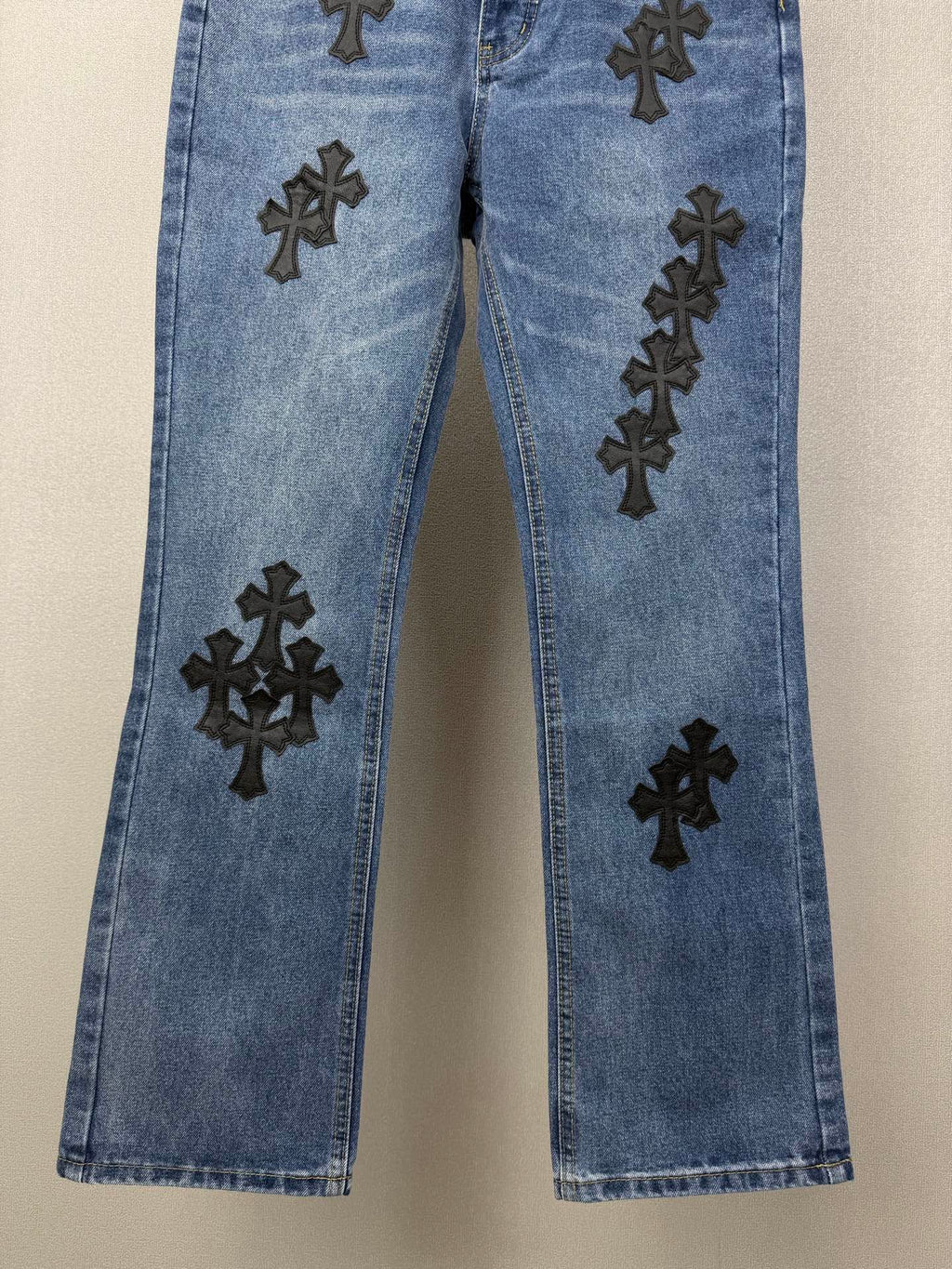 Pantalón Chrome Hearts 2026 nuevo azul pantalón con negro cruz patchwork cuero, para pareja CALIDAD ORIGINAL