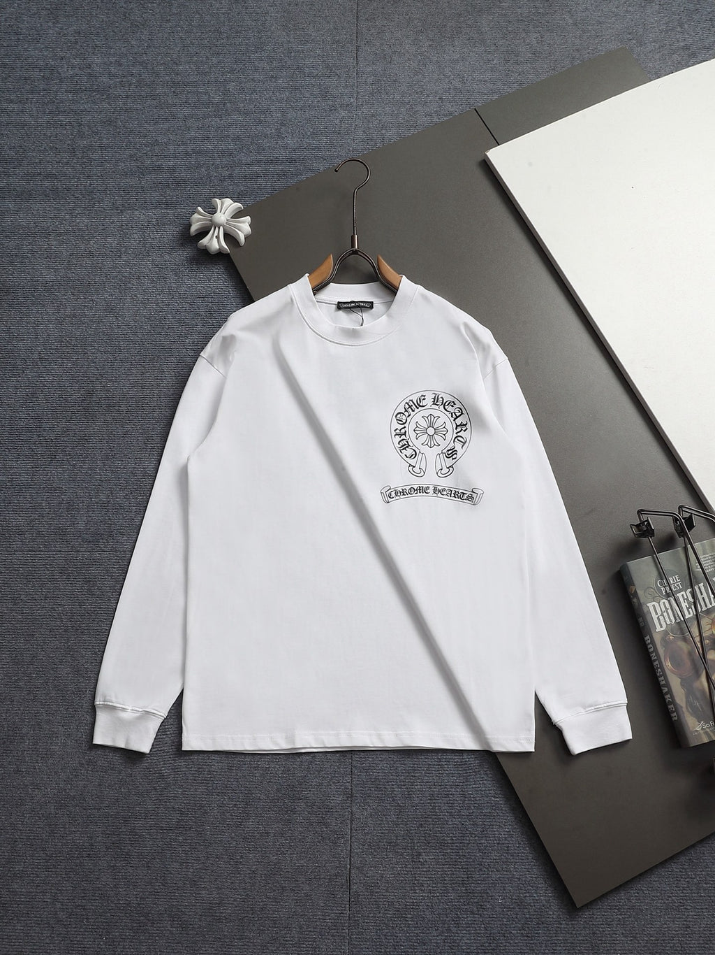 Prenda Chrome Hearts cruz y herradura estampado de logo cuello redondo manga larga CALIDAD ORIGINAL