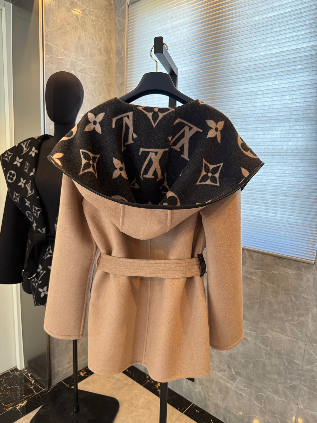 Chaqueta Louis Vuitton - Estilo 27 CALIDAD ORIGINAL