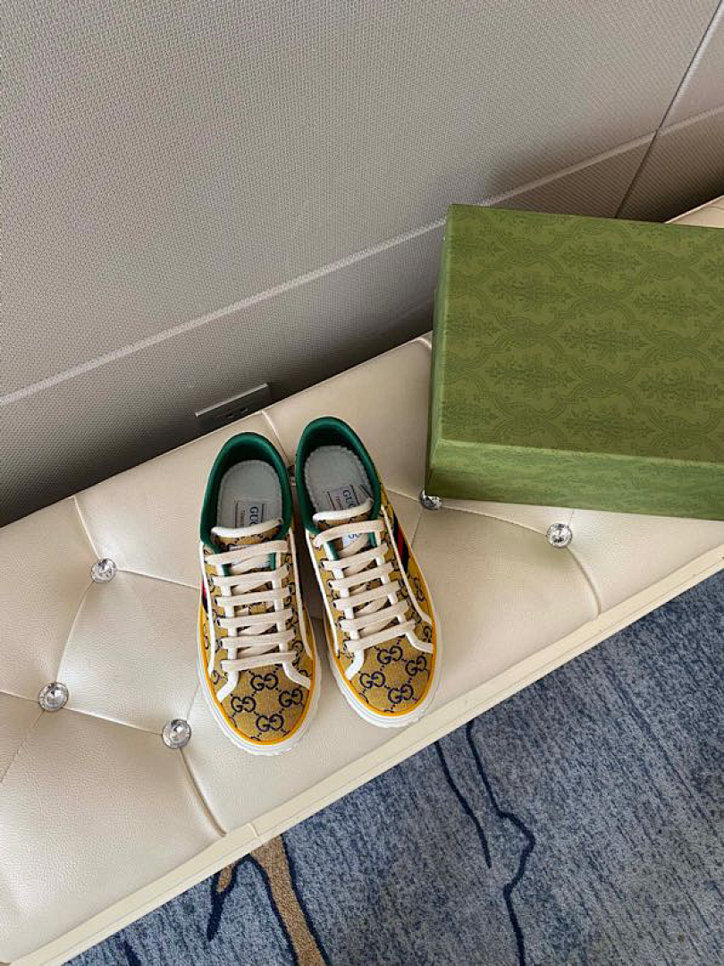 Zapatillas Gucci Casual - Modelo 032